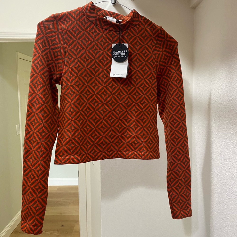 Stravidarius Crop top with Mock Turtle neck